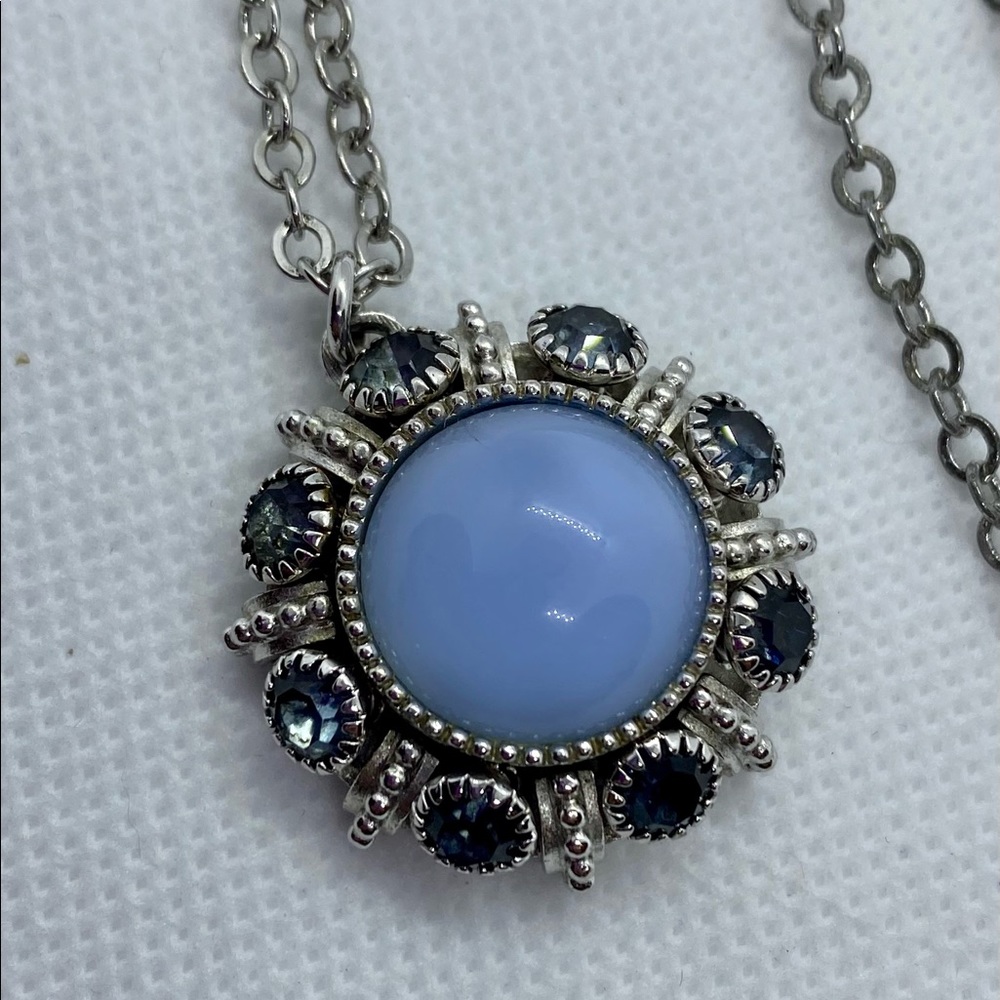 AVON BLUE OPAL-Like with Blue Stone pendant